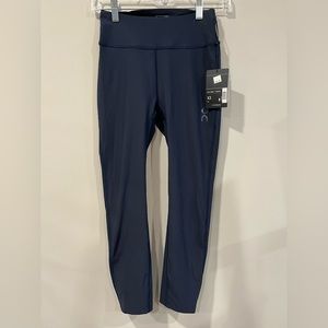 OnRunning Navy leggings